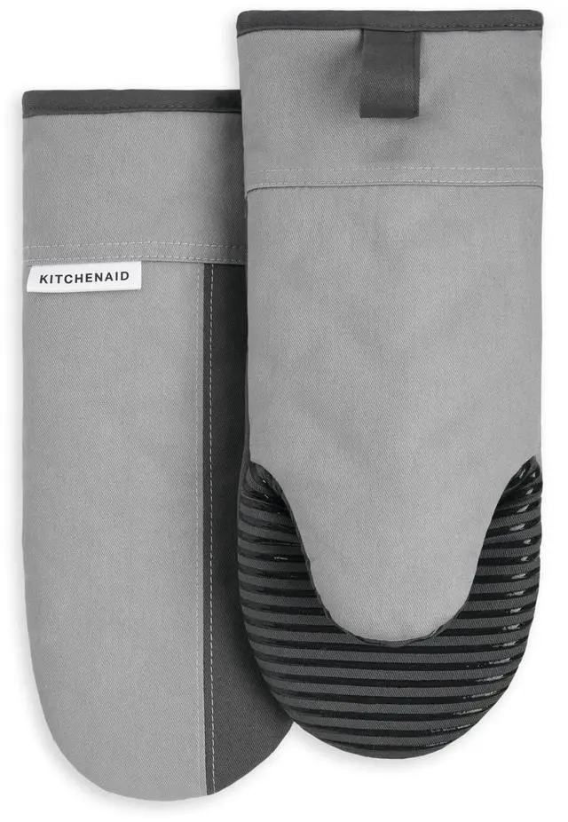 Main image of Beacon Two-Tone Non-Slip Oven Mitt Set, Cool Grey/Frost Grey, 5.75"x13", 2 Piece