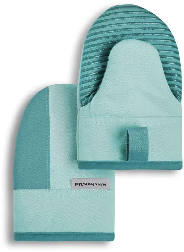 Main image of Beacon Two-Tone Non-Slip Mini Oven Mitt Set, Aqua Sky, 5.5"x8", 2 Piece