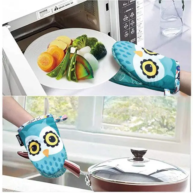 Alt view image 5 of 7 - Mini Oven Mitts,2pk - Silicone Little Kitchen Gloves, Heat Resistant with Non-Slip Grip and Soft Quilted Cotton Lining for Safe Backing Cooking Barbecue (Green, 2)