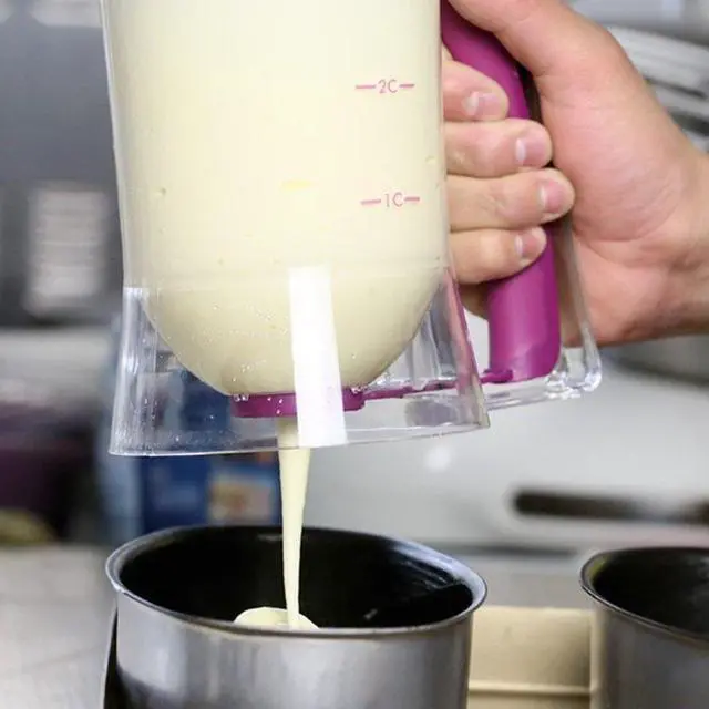 Alt view image 2 of 7 - Pancake Batter Dispenser, 4-Cup Batter Dispenser Cupcake Separator Tool with Squeeze Handle & Measuring Marks, Pancake Griddle Maker for Pancakes, Cupcake, Waffle, Muffin Mix