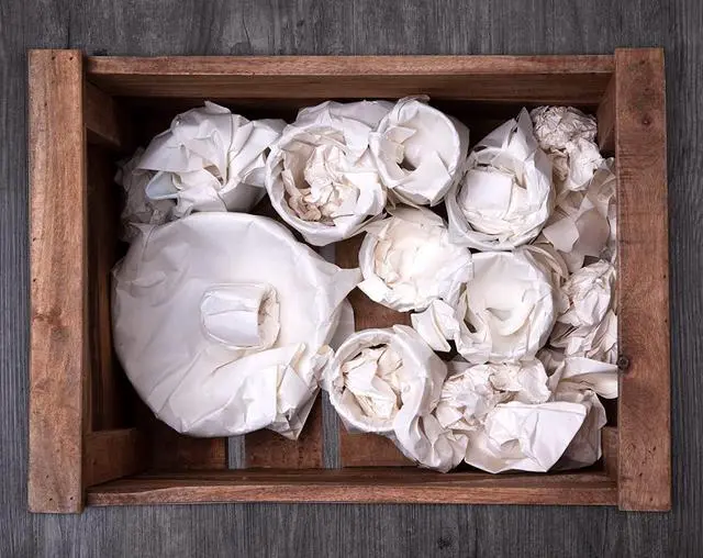 Alt view image 5 of 5 - 12 * 12 inch Packing Paper for Moving 100 Sheets Protecting Fragile China and Glasses,Small Wrapping Paper for Shipping and Moving Box Filler