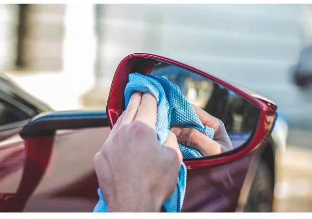 Alt view image 4 of 7 - Diamond Weave Glass & Window - Detailing Towels to Polish Mirrors & Chrome, Snakeskin Like Texture, Lint-Free, Streak-Free, 280gsm, 16in. x 16in, Blue (6-Pack)