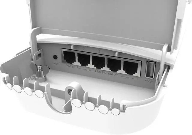 Alt view image 4 of 4 - Mikrotik OmniTik 5 PoE ac 5GHz Access Point w/ 5 Gbit Ports and 2 Integrated 7.5dBi Omni Antennas US Version