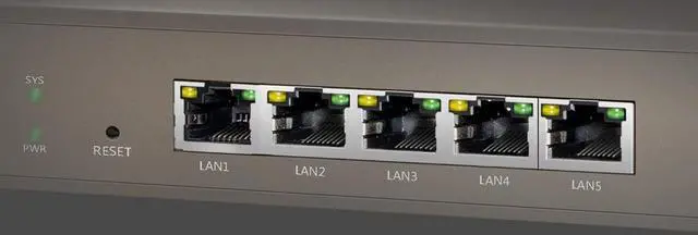 Alt view image 4 of 5 - Tenda Tenda M3Tenda M3 5-Port Gigabit Access Controller - M3 (> Access Points)
