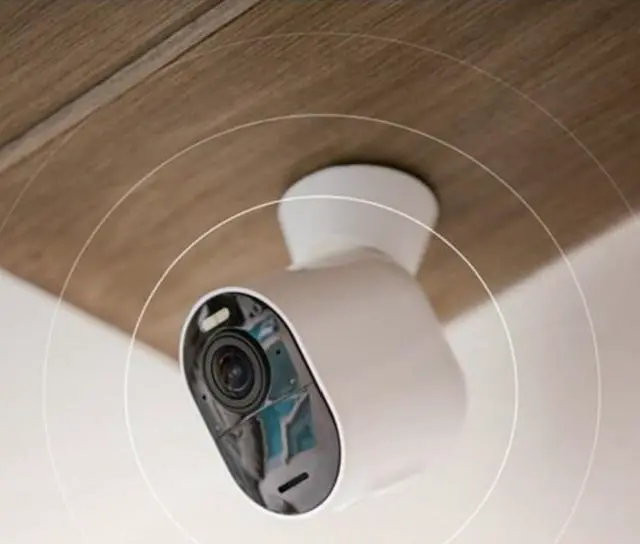 Alt view image 2 of 2 - VMC5040-200NAS Ultra 4K HDR Wireless Security Camera