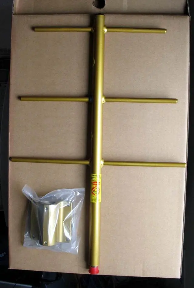 Alt view image 2 of 2 - Yagi Directional Base Repeater Antenna UHF 450-470 MHz 3 Elements 7.1 dBd Gain, N Female. 300W Power. Browning BR6353