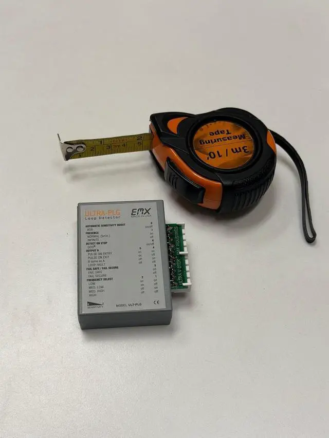 Alt view image 5 of 7 - EMX ULT-PLG Vehicle Loop Detector 12-24VDC Dual Output Detect-on-Stop