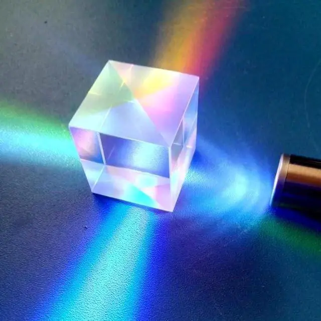 Alt view image 2 of 3 - Xuanthang 18x18x18mm K9 X-Cube Prism Lens for Physical Experiments and The Projector