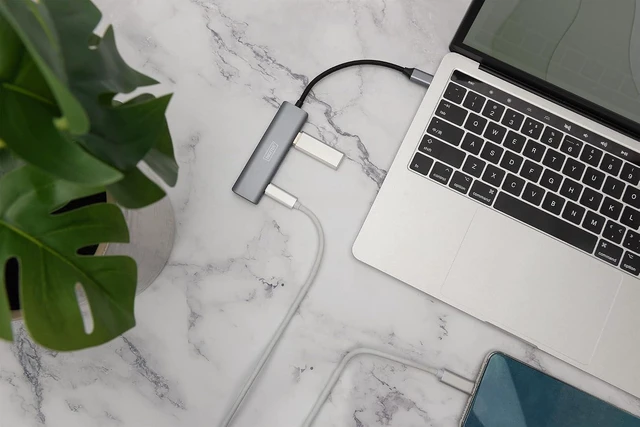 Alt view image 5 of 7 - DIGITUS 4-Port USB-C Hub - USB 3.1 Gen 2-2X USB A + 2X USB-C - up to 10Gbps - Plug & Play - Aluminum Case - Dark Grey