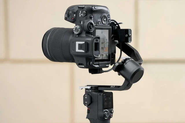 Alt view image 4 of 4 - Original RS L-Shaped Multi-Camera Control Cable for DJI RS 4 Pro/RS 4/RS 3 Mini/RS 3 Pro/RS 3/RS 2/RSC 2 (USB-C, 30 cm)