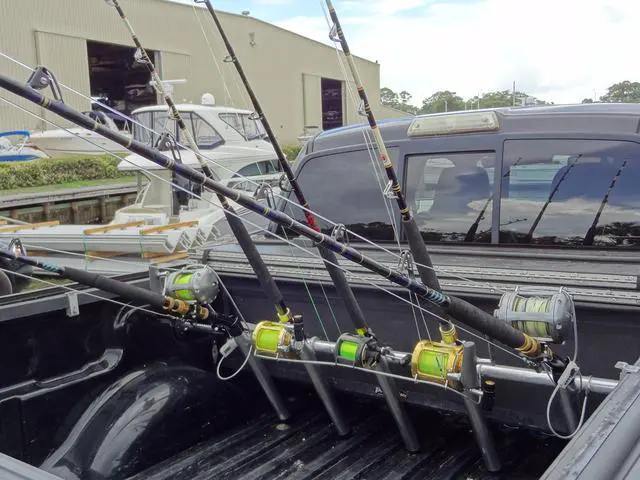 Alt view image 4 of 4 - Offshore Single Holder
