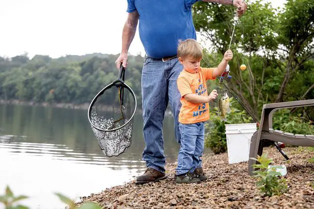 Alt view image 7 of 7 - Floating Trout Net