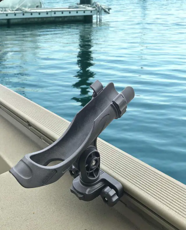 Main image of 90 Degree Boat Track System - Versatrack & Lund Sport Track Rod Holders for Ranger Boats