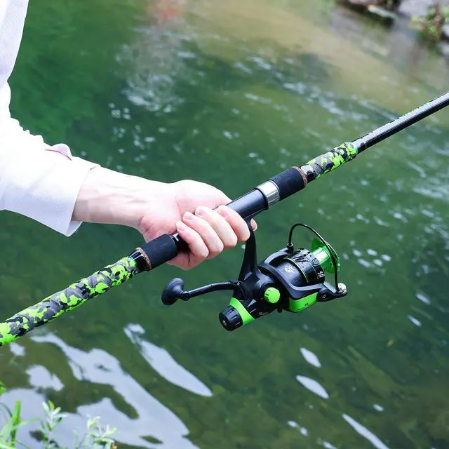 Alt view image 7 of 7 - 3 Piece Surf Fishing Rod Combo Medium/Heavy Travel Spinning Rod with 4000/5000 Size Reel Baitfeeder Combo(9'/10'/11'12')