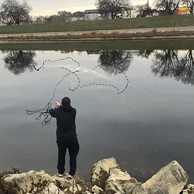 Alt view image 6 of 7 - American Saltwater Fishing Cast Net 3/8 1/4-Inch Mesh 4ft 6ft 8ft Radius, 1-Pound Per Foot, for Bait Fish with Utility Bucket Casting