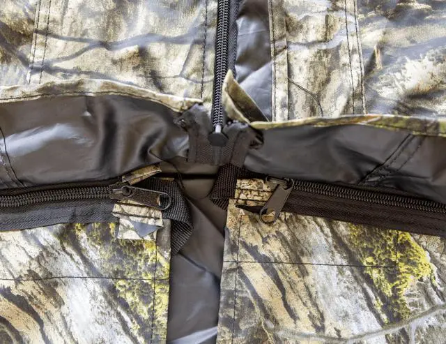 Alt view image 5 of 7 - Chameleon+ Tree Stand Blind, Includes the TM100 Tree Mount (Mossy Oak Country DNA)