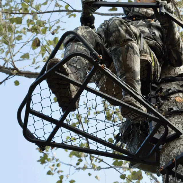Alt view image 4 of 6 - The Outfitter Hang On Treestand