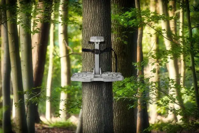 Alt view image 6 of 7 - Tree Saddle Hunting Kit Gen1 Saddle, Platform, Ropes, All-in-One Set