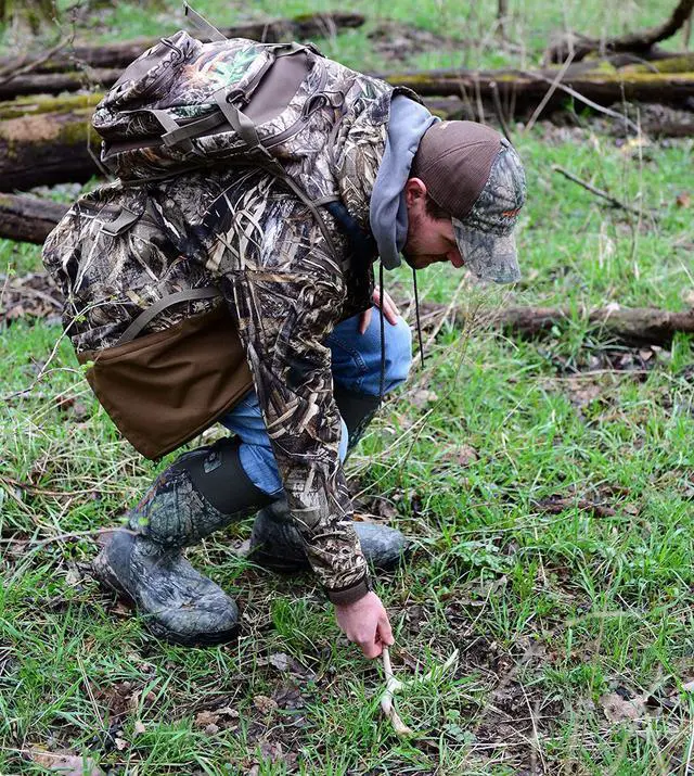 Alt view image 6 of 7 - Willow Creek Pack, Hunting Day Pack with 3L Hydration Reservoir
