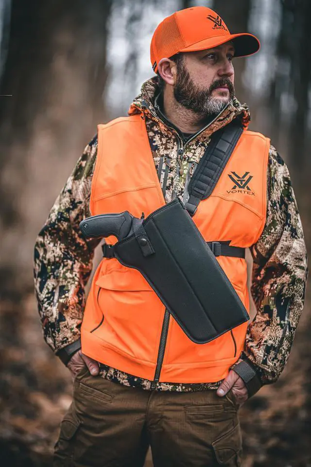 Alt view image 4 of 6 - Outdoors - Denali Hunter Chest Holster for SCOPED Revolver up to 8 3/8 Barrel, 460/500 Caliber