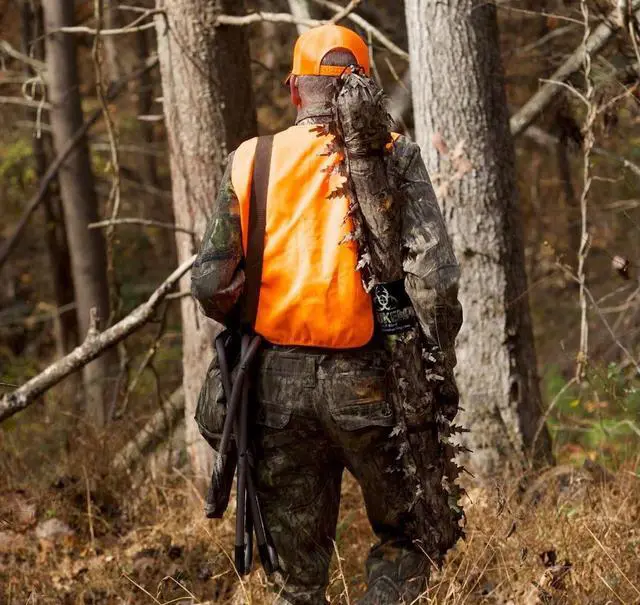 Alt view image 4 of 6 - Grab & Go Hunting Ground Blind - Mossy Oak 3D Leafy Pattern - Lightweight & Stake-Free Pop Up Turkey & Deer Blind - Provides Maximum Concealment