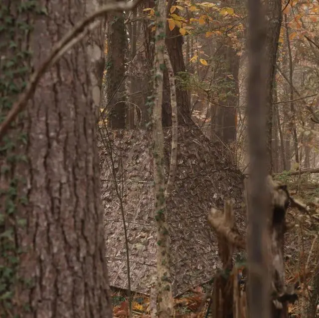 Alt view image 6 of 6 - Grab & Go Hunting Ground Blind - Mossy Oak 3D Leafy Pattern - Lightweight & Stake-Free Pop Up Turkey & Deer Blind - Provides Maximum Concealment