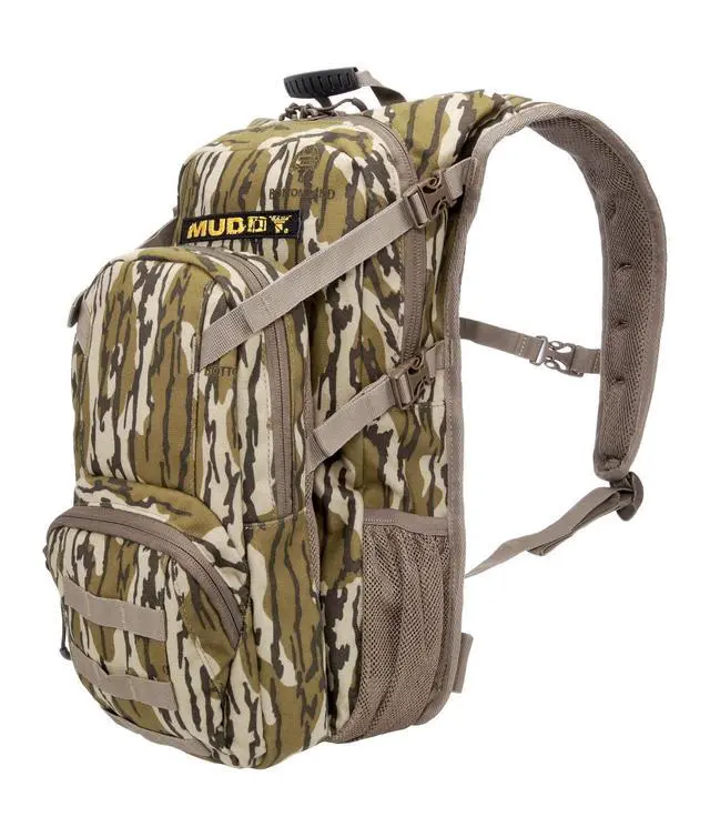 Alt view image 2 of 7 - Outdoors Pro 1075 Hunting Backpack Mossy Oak Bottomland