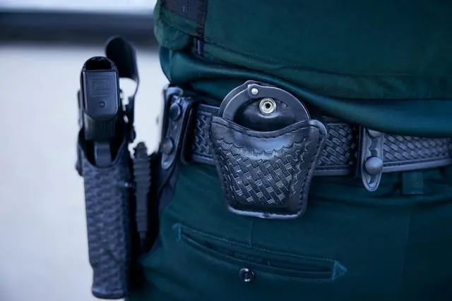 Alt view image 4 of 4 - 7934 AccuMold Elite Open Handcuff Case