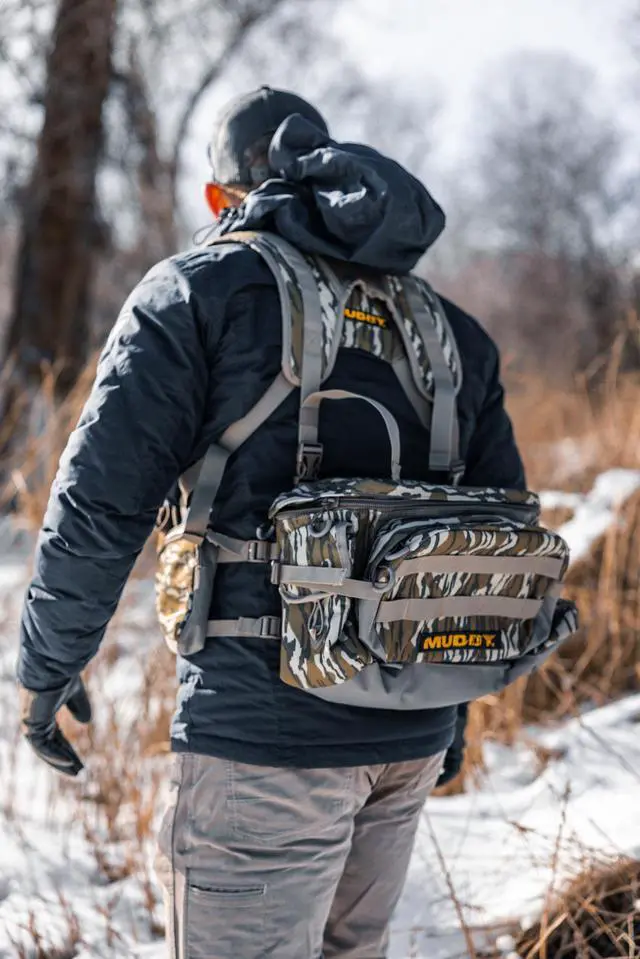 Alt view image 6 of 7 - Pro 500 Lumbar Pack Mossy Oak Bottomland