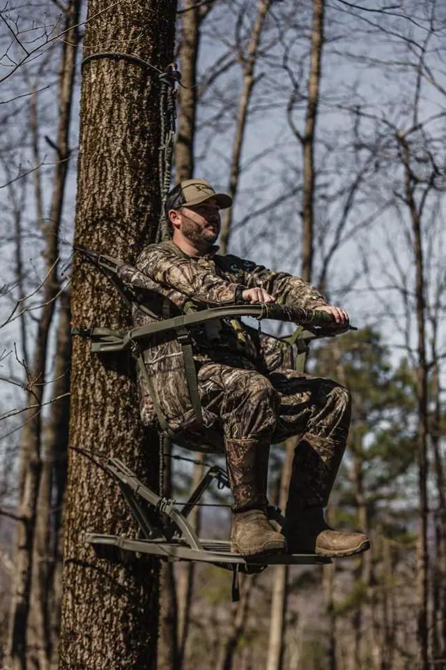 Alt view image 7 of 7 - Surround Seat, Mossy Oak Camo