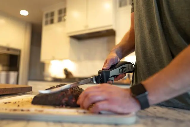 Alt view image 7 of 7 - Electric Fillet Knife with Rechargeable Battery, 8" Blade, High Carbon Stainless Steel, For Fishing, Filleting, and Outdoors