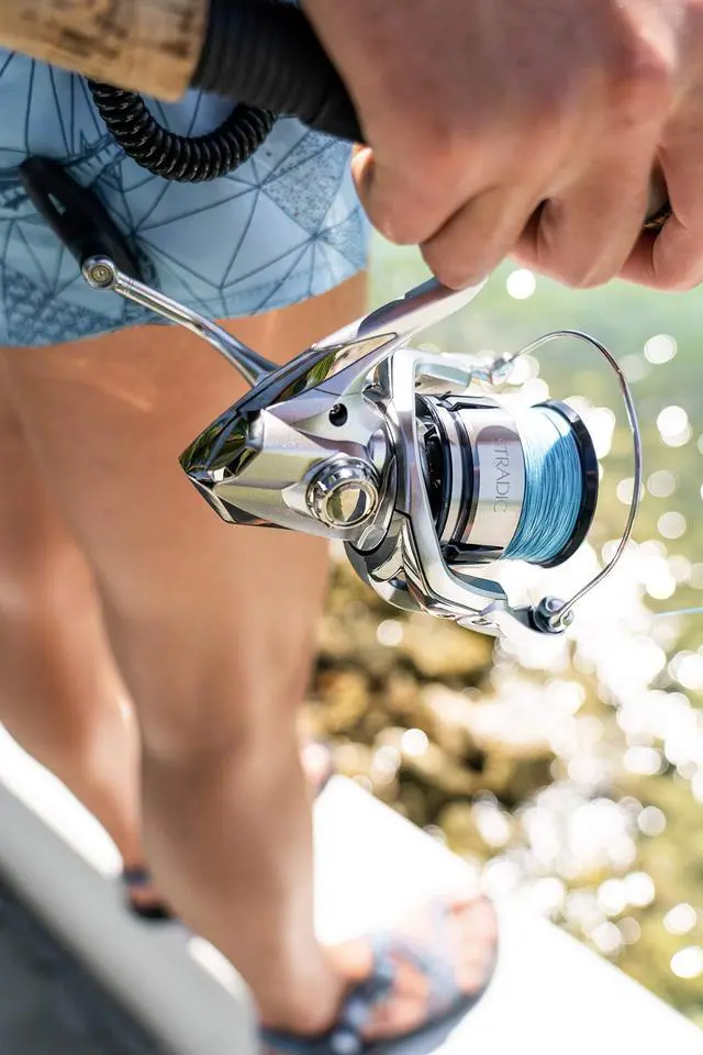 Alt view image 6 of 7 - Stradic FL Spinning Fishing Reel