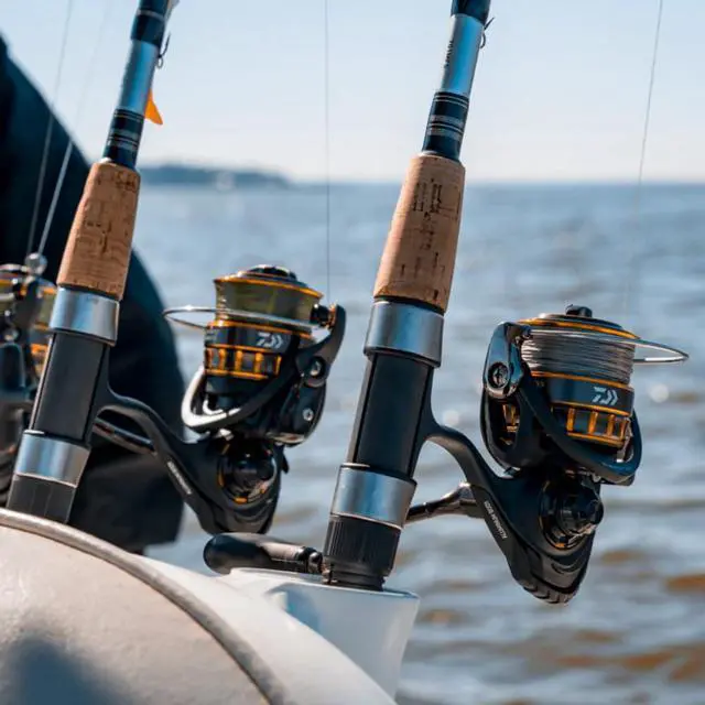Alt view image 4 of 6 - Spinning Reels BG
