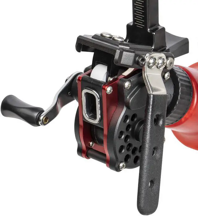 Alt view image 7 of 7 - Winch Pro Bowfishing Reel