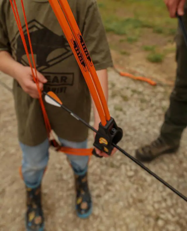 Alt view image 3 of 7 - Spark Youth Bow Set, Recommended for Ages 5 to 10, Ambidextrous, Includes 2 Arrows, Armguard, Quiver