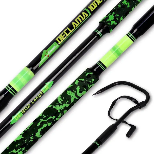 Main image of Fishing Gaff Portable Travel Fish Gaff with S316 Stainless Steel Fishing Hook Non-Slip Camouflage Handle 1Piece/2Piece Gaff for Saltwater Offshore 4'/6'/8'