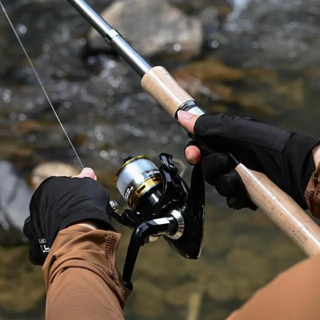 Alt view image 4 of 7 - Carbon Fiber Fishing Pole Combo Set - 2.1m/6.89ft Spinning Reel, 145pcs Accessories Kit for Saltwater & Freshwater Fishing