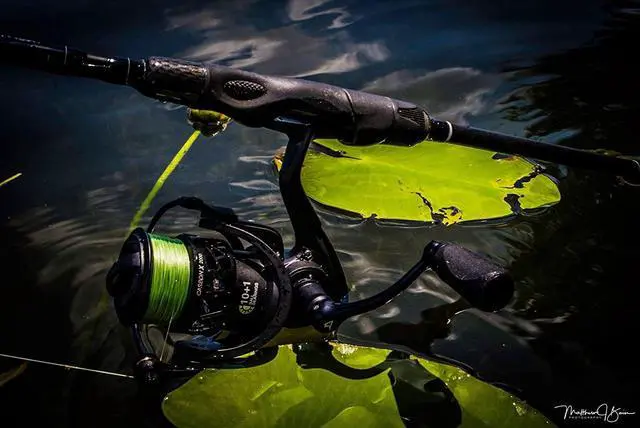 Alt view image 7 of 7 - Carbon X Ultralight Spinning Reel, Carbon Frame, 33lb Max Drag | 10+1 shielded bearings, smooth retrieve, two handle styles by size, balanced for freshwater bass and trout fishing, 500-4000
