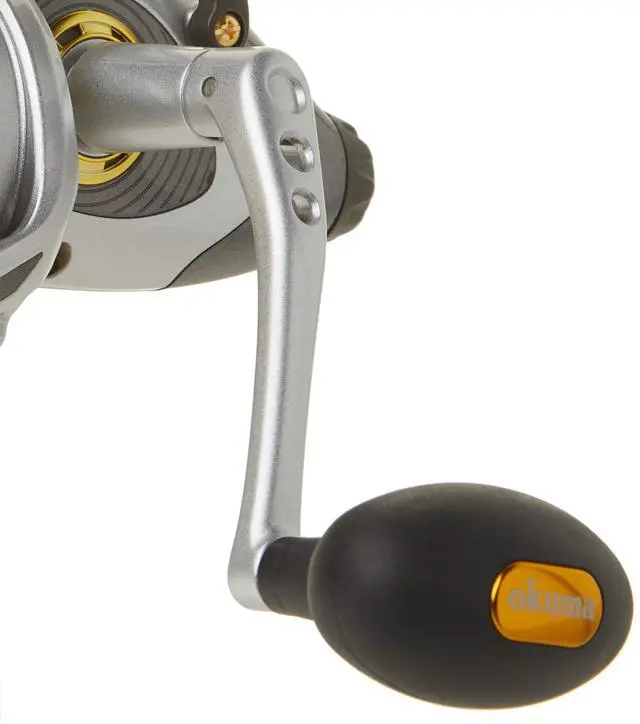 Alt view image 3 of 5 - Avenger ABF B Series Graphite Baitfeeder Saltwater Spinning Reel