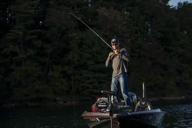 Alt view image 4 of 7 - Ambassadeur SX Baitcast Fishing Reel