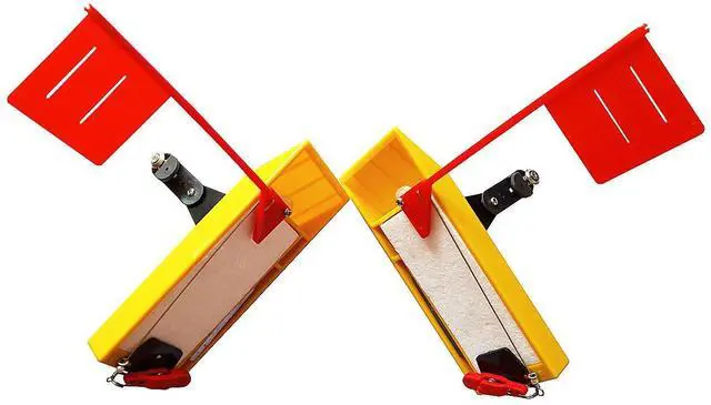 Alt view image 3 of 6 - Planer Board (P007,P009),Includes Spring Flag System,Left&Right L8 xW3,L10 Xw3.5,Pair,Yellow