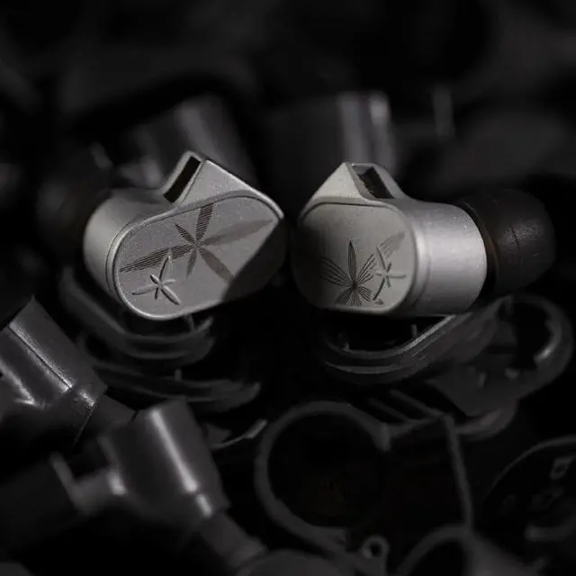 Alt view image 7 of 7 - LAN ll Earphone 4.4mm 3.5mm Plug 0.78mm Interchangeable Cable 10mm Double-Cavity HiFi in-Ear Wired Headphones (LAN II POP)