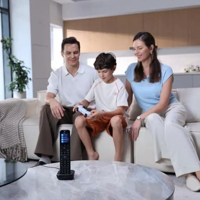 Alt view image 5 of 7 - U3 Universal Remote Control & U3 Charging Dock