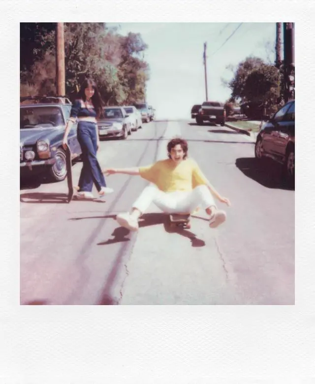 Alt view image 4 of 6 - Color i-Type Film - Triple Pack, 24 Photos (6272), Instant Photo