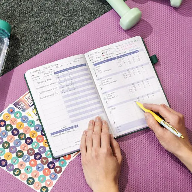 Alt view image 6 of 6 - Fitness & Food Journal Nutrition & Workout Planner for Women & Men Diet & Gym Exercise Log Book with Calendars, Diet & Training Trackers - Undated, A5 Size, Hardcover (Forest Green)