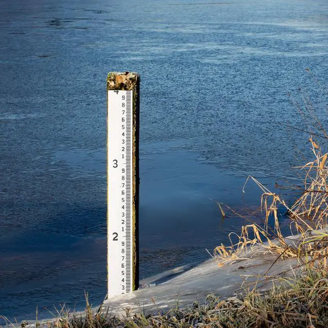 Alt view image 2 of 7 - Depth Gauge, Water Level Gauge (Hundredths, Tenths, Teet), Heavy-Duty Ruler-Style Water Level Indicator, All-Weather Water Level Tool, Rust-Resistant, with Pre-Drilled Holes (0-4 Feet)