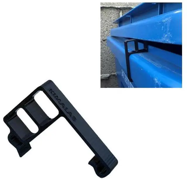 Main image of Trash Can Ventilation Clip for U.S. Curbside Bins, Lid Spacer for Odor Reduction, Fits Residential Roller Trash Cans, Black