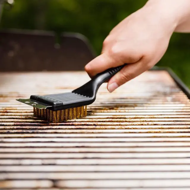 Alt view image 5 of 5 - Select Plastic Handle Short Grill Brush, 9 Inches In Length, Black