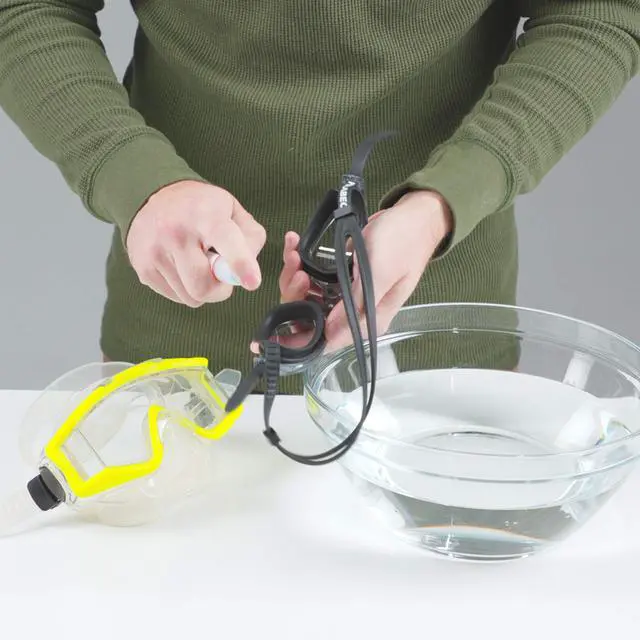 Alt view image 3 of 5 - Anti-Fog Spray and Cleaner for Goggles, Masks and Glasses, 0.5 fl oz, Clear