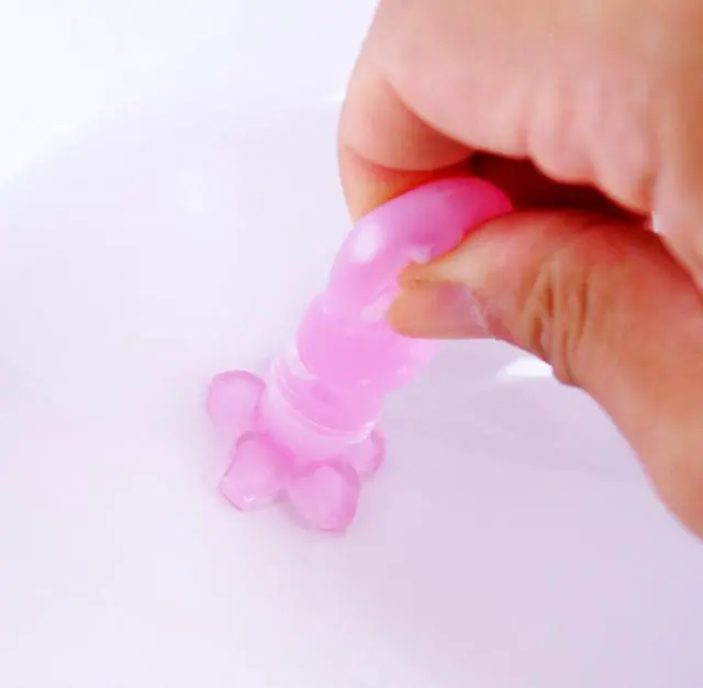 Alt view image 4 of 6 - Bluelet Decoraru Air Freshener Aroma Pink Rose Scent for Toilet (Japan Import)